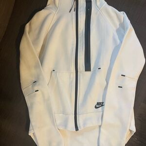 Nike White Zip-Up Jacket